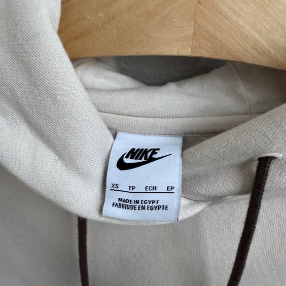 Nike women’s hoodie with Patchwork Design, size XS - Picture 8 of 8